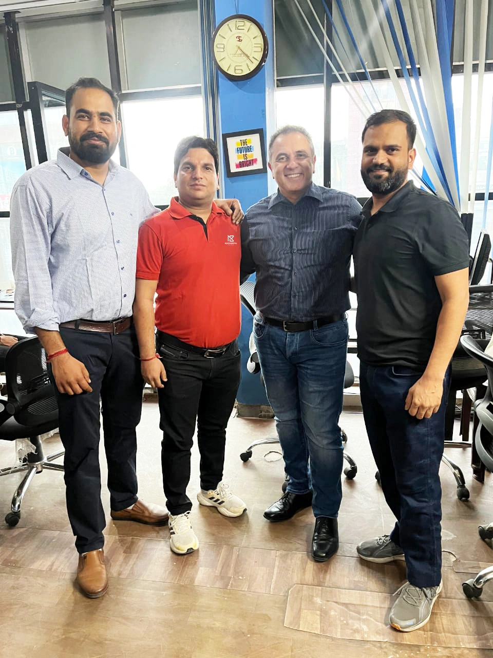 Life at Kuchoriya TechSoft /images/career/Image58.webp