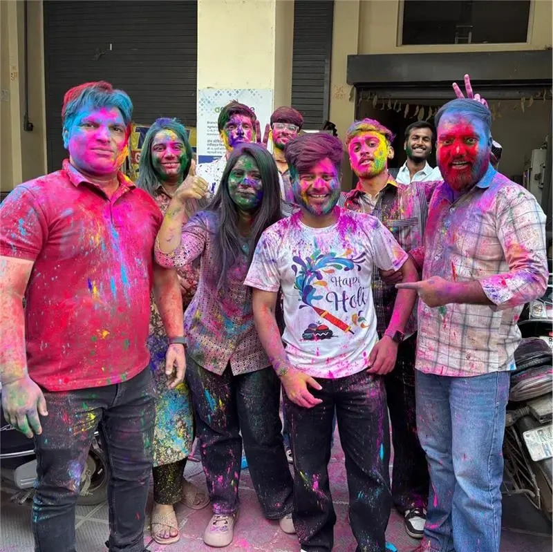 Life at Kuchoriya TechSoft /images/career/Image81.webp